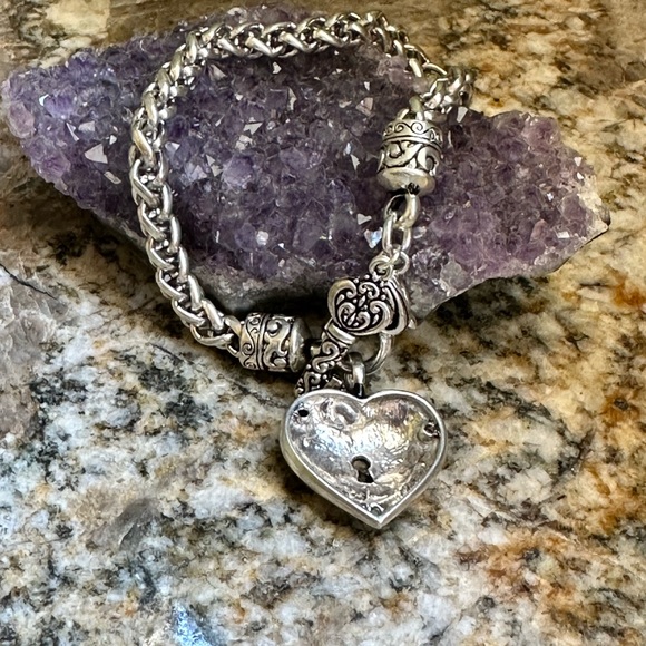 Silver Heart Key Charm Bracelet - Picture 9 of 11